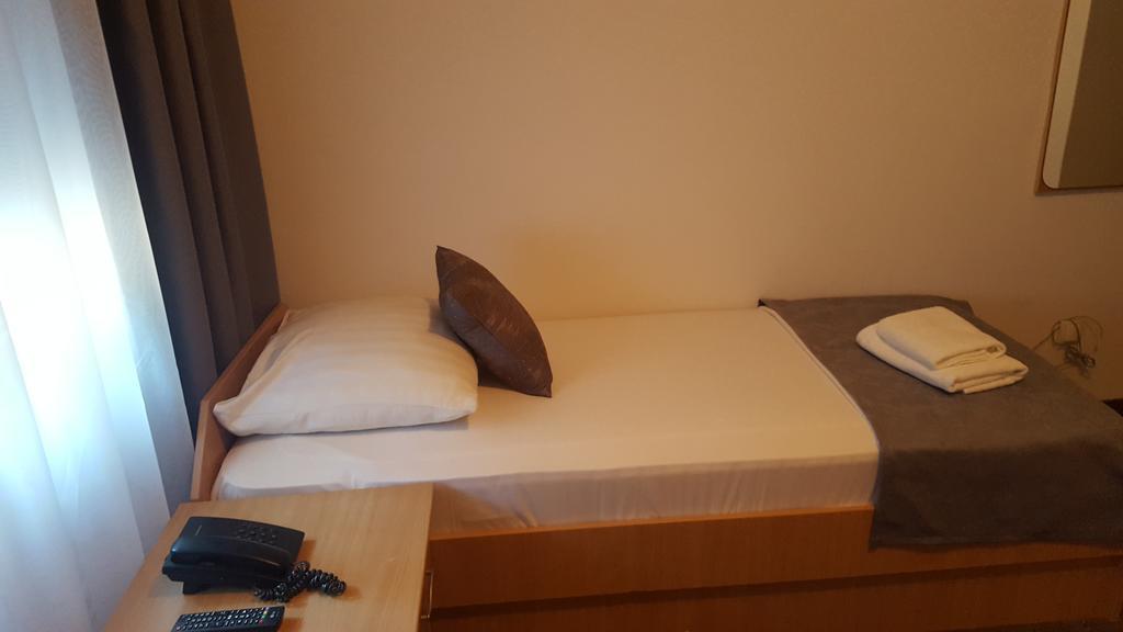 Hotel Amicus Мостар Екстер'єр фото
